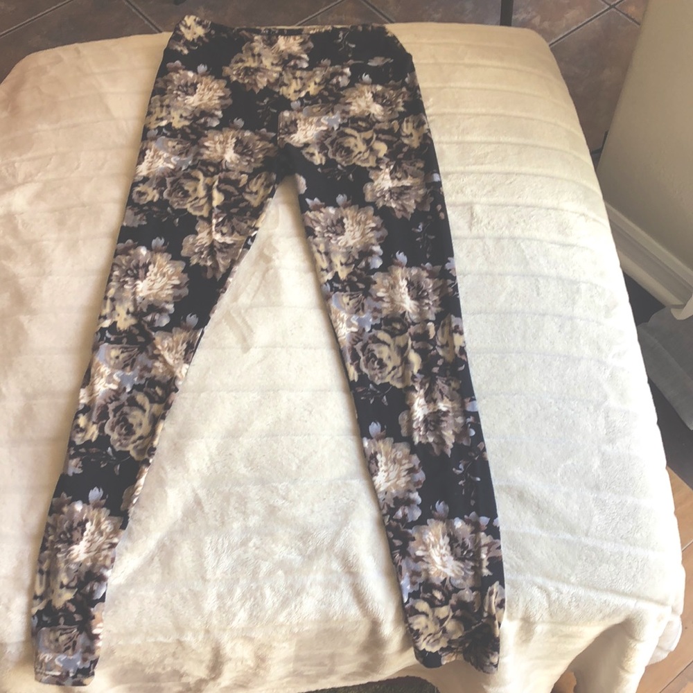 LuLaRoe Leggings